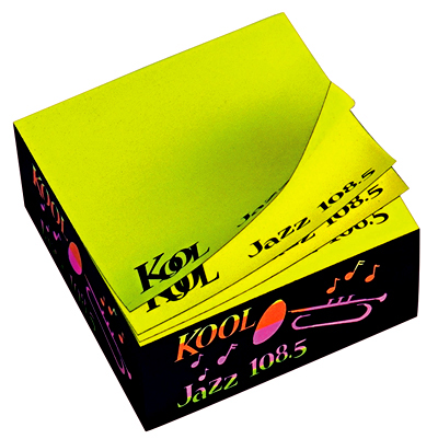 Post-it half cube 345 sheets to a pad